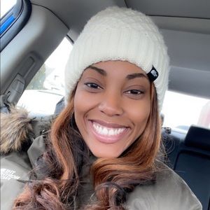 Meet your Posher, Destinee